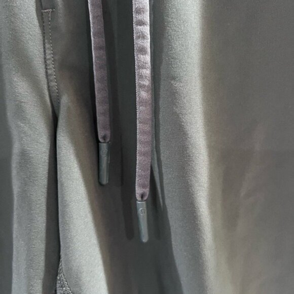 lululemon Men's T.H.E. Short 7” - Picture 6 of 7